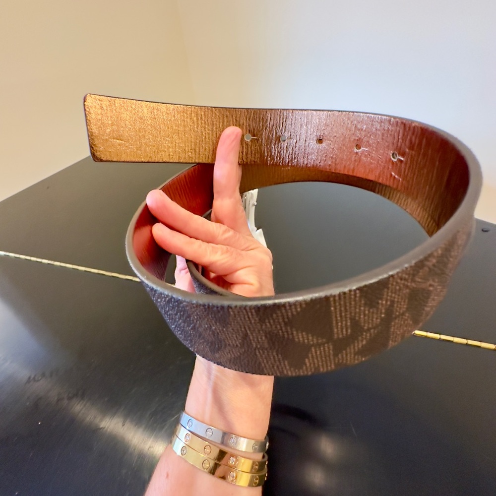 NWT Authentic Luxury Minimalist Michael Kors Monogram Belt - Picture 11 of 17